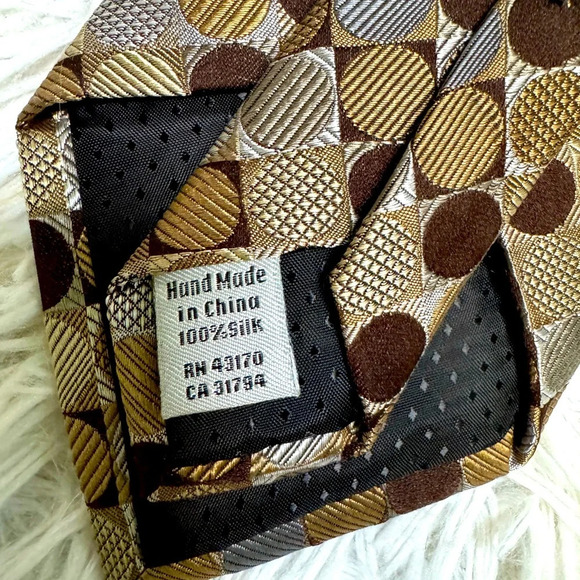 Geoffrey Bean 100% Silk Neck tie. Handmade classic iridescent dots. Multi color - Picture 2 of 7